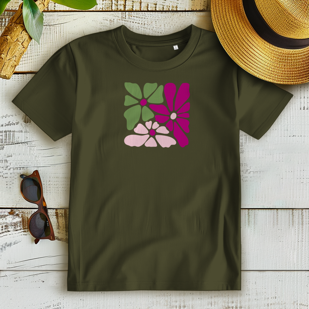"Women's T-Shirt with Print - Stylish & Comfortable / Discover Now"