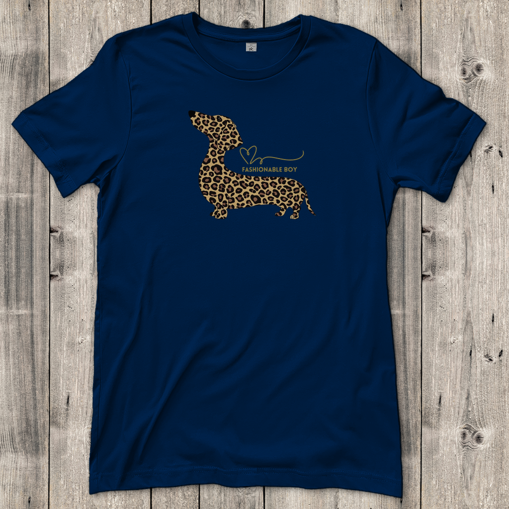 Blaues Damen T-Shirt mit Dackel allover Leo Print auf der Vorderseite