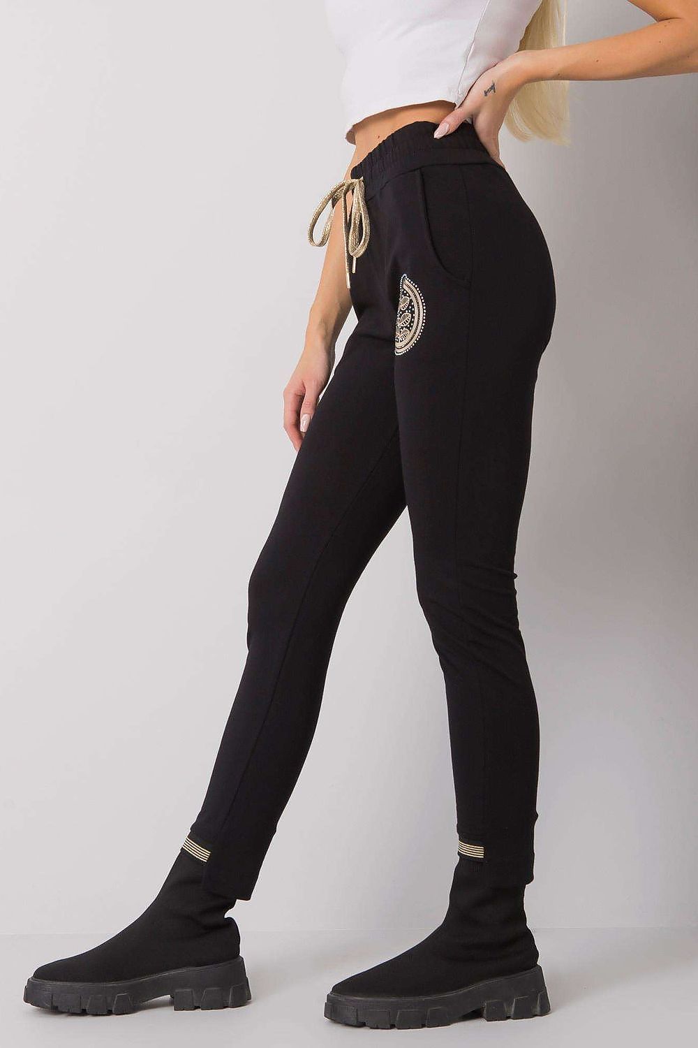 Sportanzug Hosen model 159843 Relevance