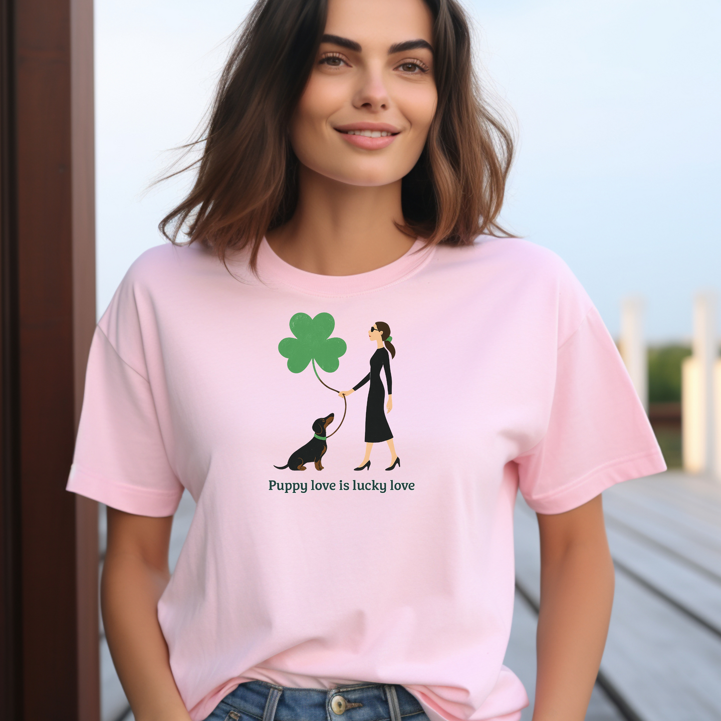 Damen T-Shirt Couture Style mit Dackel und Kleeblatt Print