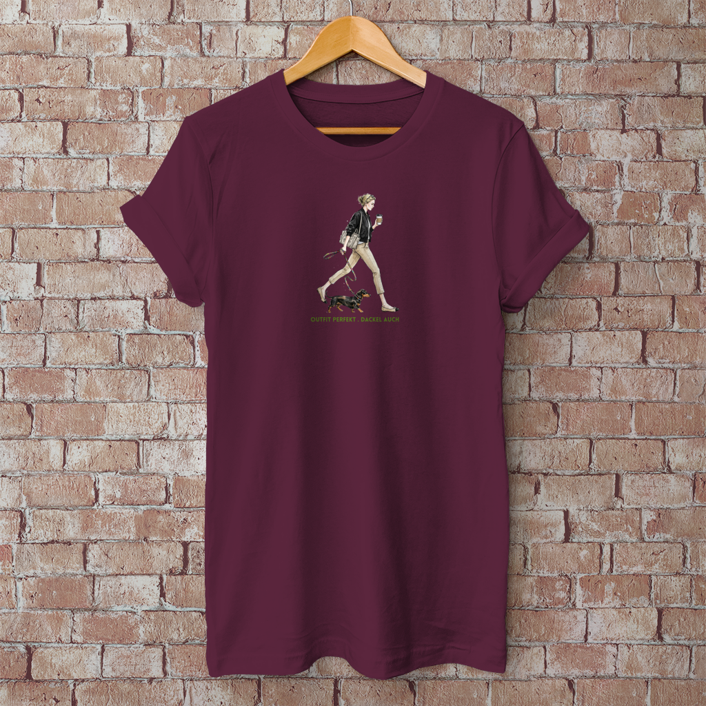 Damen T-Shirt Outfit perfekt. Dackel auch