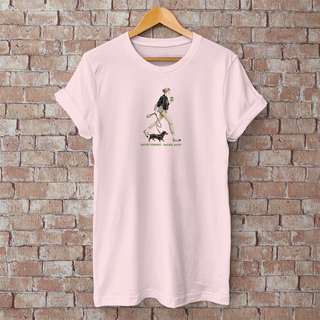 Damen T-Shirt Outfit perfekt. Dackel auch