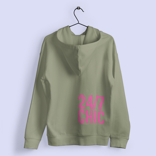 Organic Hoodie mit Fashion Zitat 24/7 Chic Rückendruck  - Unisex lässig und cool