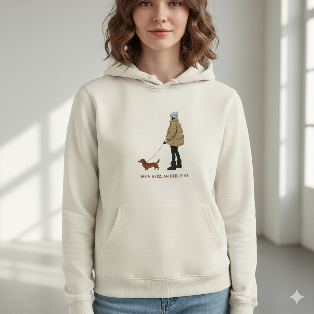 Premium Bio Hoodie für Frauen mit Fashion Dackel Design und  Spruch "Mein Herz. An der Leine"