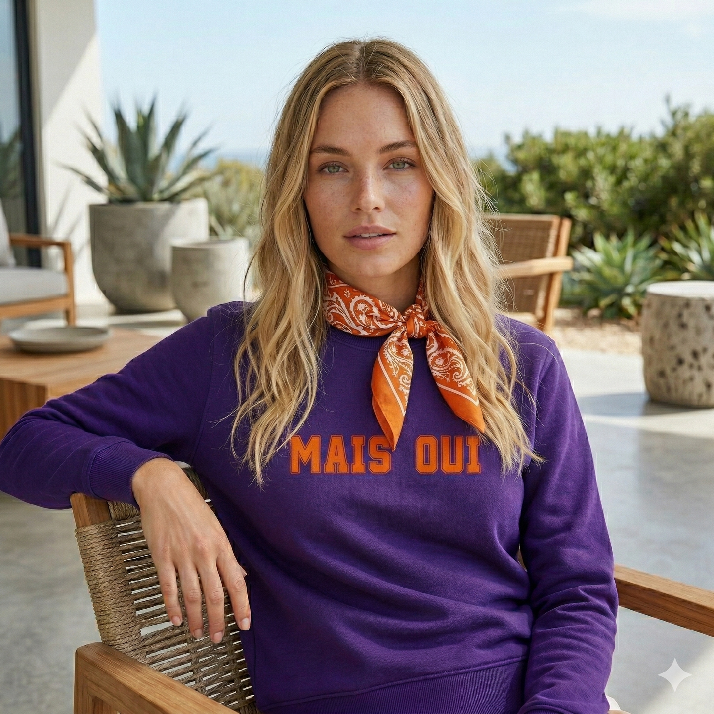 Statement Sweatshirt "Mais Oui" – French Chic in Bio-Qualität