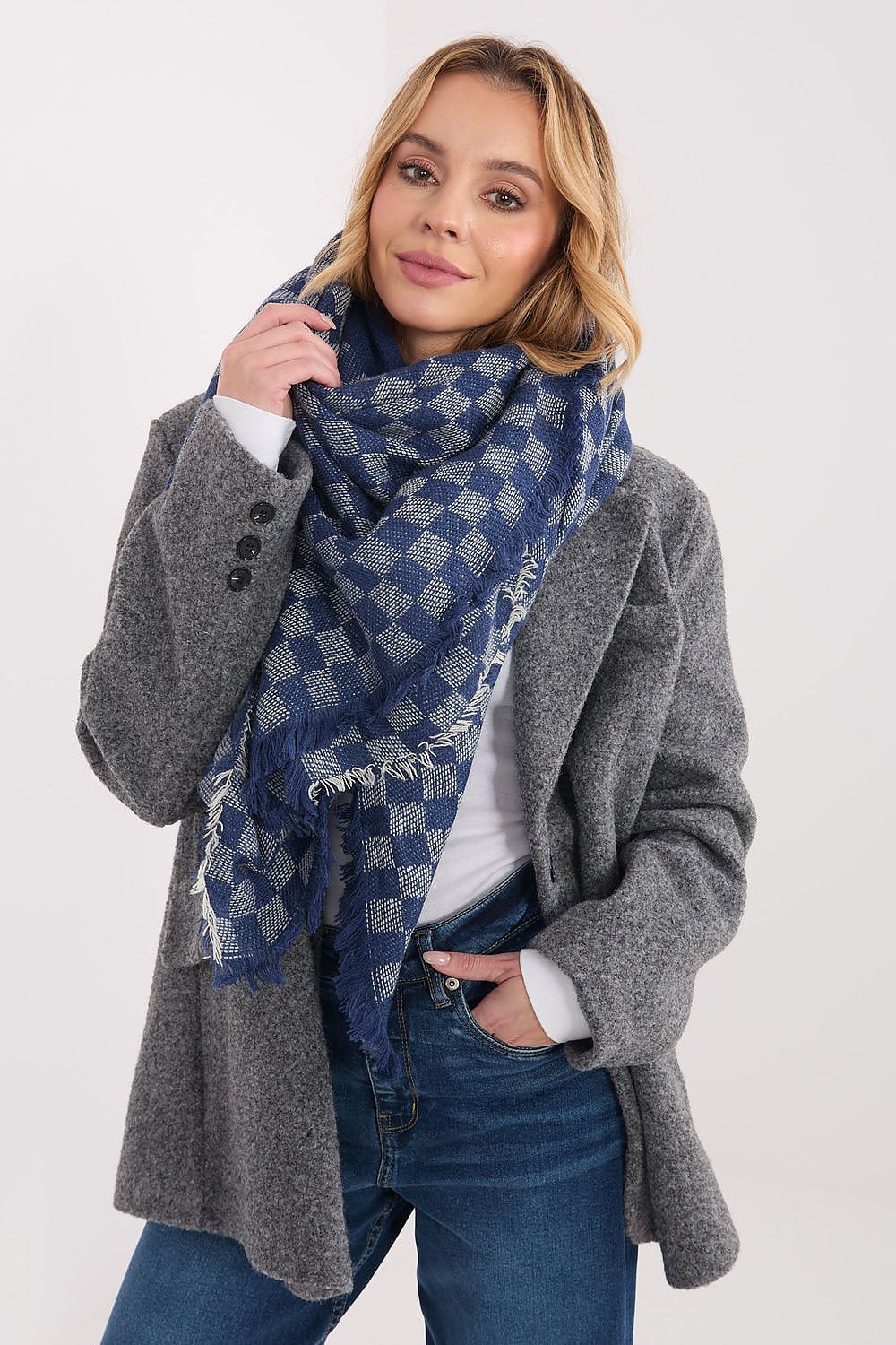  Schal model 222304 AT 