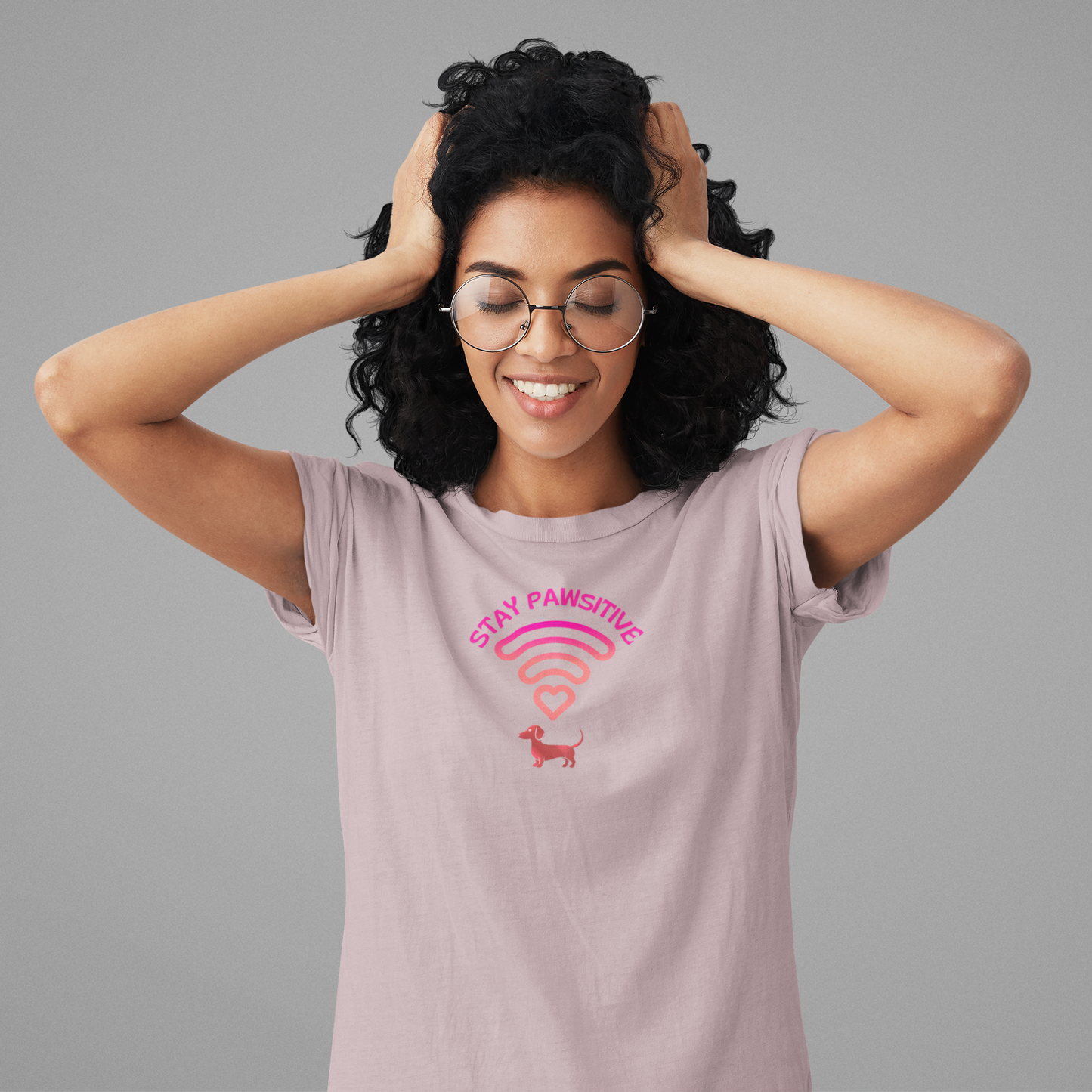 Dackel Bio T-Shirt mit lustigem Print - Stay Pawsitive mit Dackel Vibes